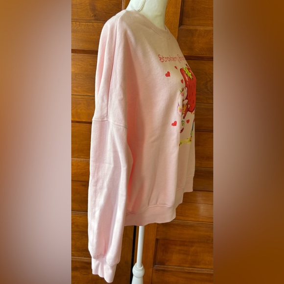 Strawberry Shortcake Pink Crewneck Sweatshirt - Picture 4 of 6